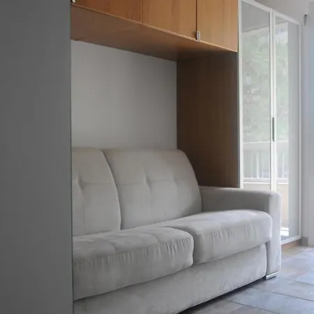 Apartment Studio Meuble Nice-Ouest *