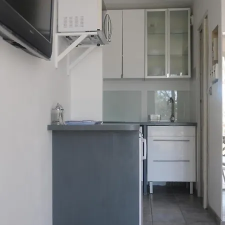 Studio Meuble Nice-Ouest Апартаменты Ницца